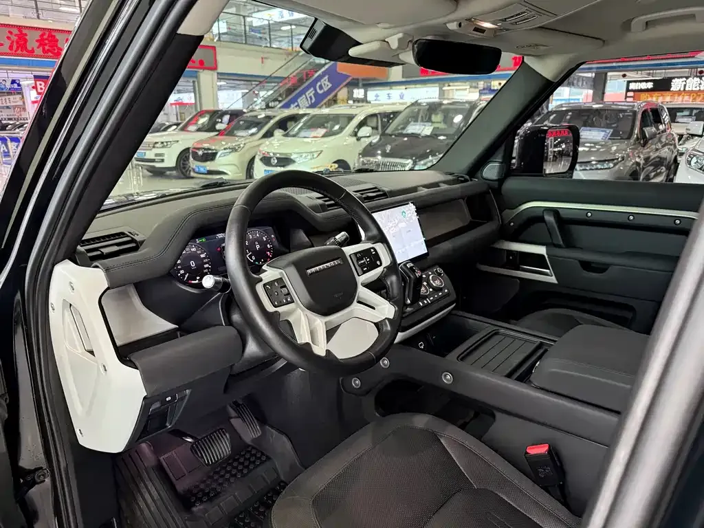 Land Rover Defender — фото 6