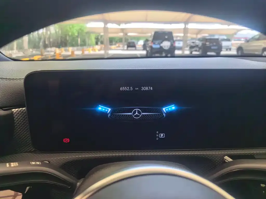 Mercedes-Benz A-Class 2023 из CN, фото 3