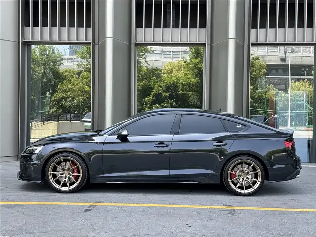 Audi S5 2022 из CN, фото 3