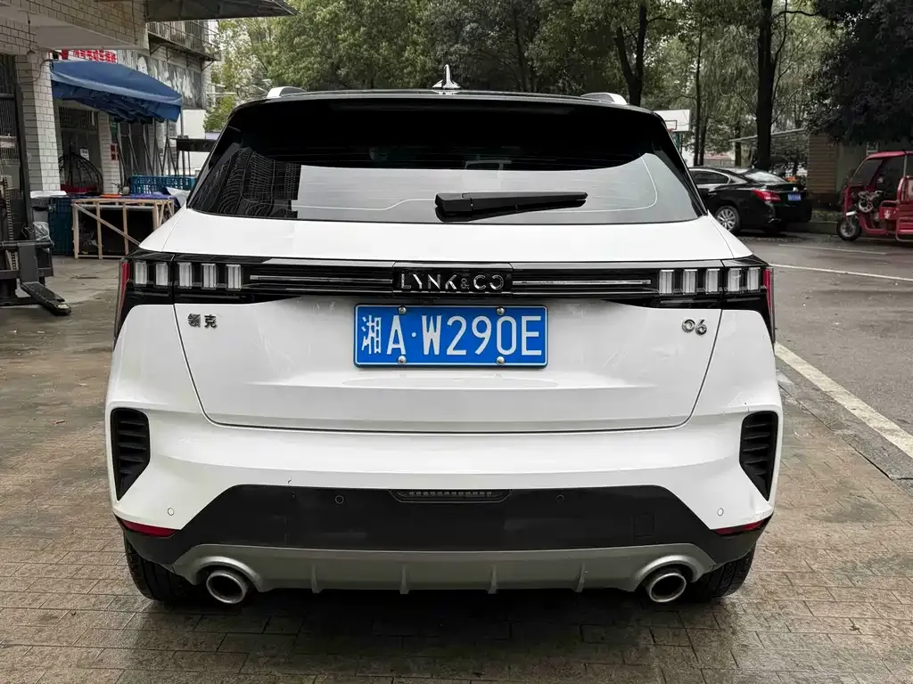 Lynk & Co 06 2023 из CN, фото 8