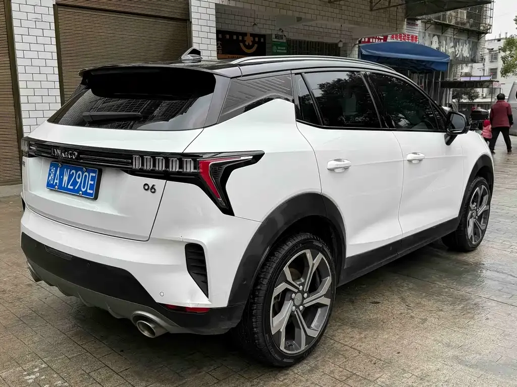 Lynk & Co 06 2023 из CN, фото 7