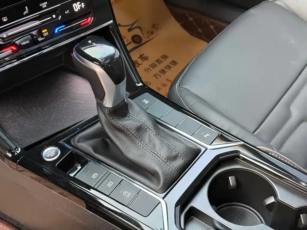 Volkswagen Passat 2021 из CN, фото 7