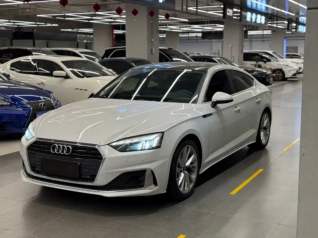 Audi A5 (Import) — фото 1