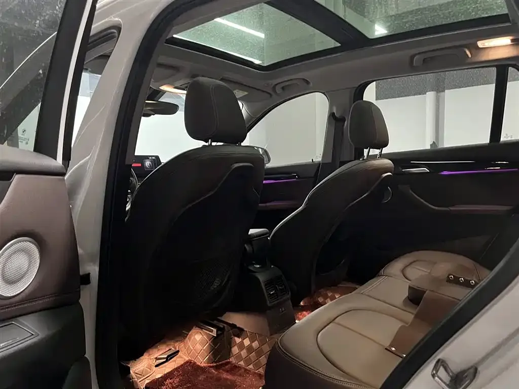 BMW X1 2021 из CN, фото 5