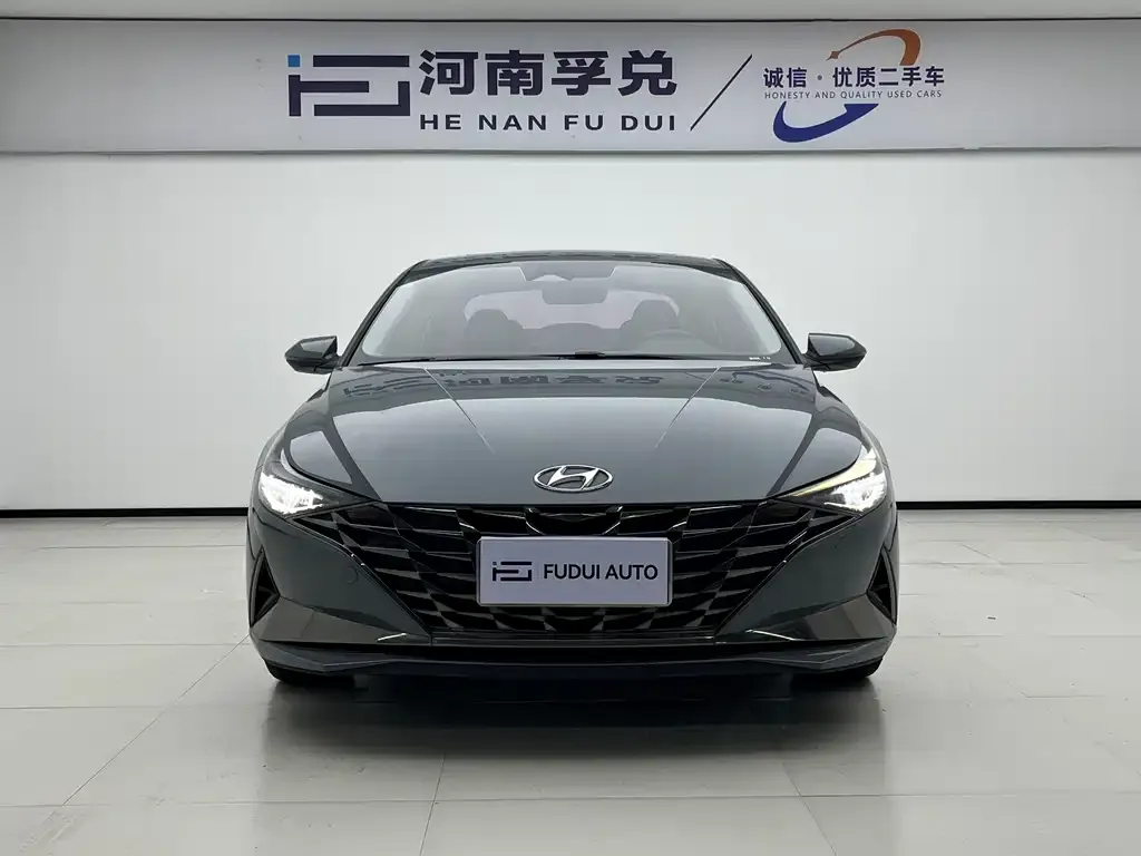 Hyundai Elantra 2022 из CN, фото 4