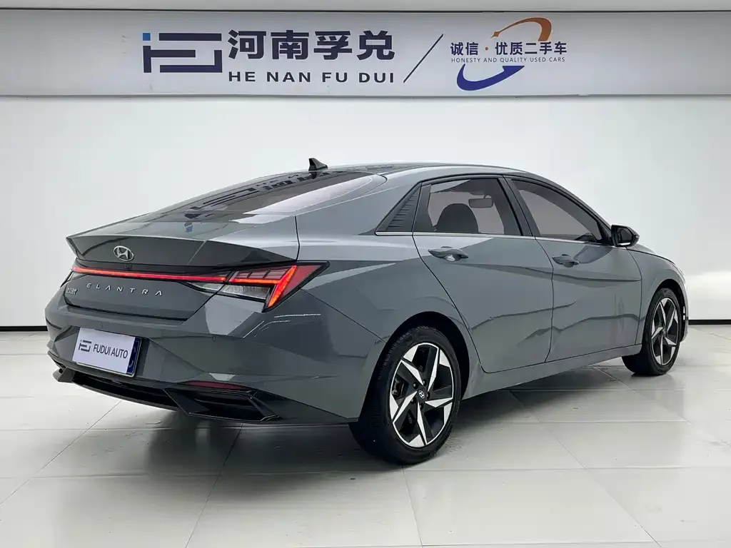 Hyundai Elantra 2022 из CN, фото 5