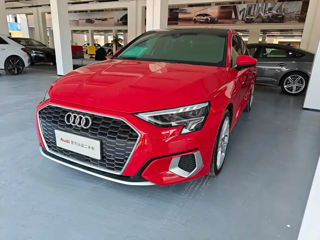 Audi A3 2021 из CN, фото 1