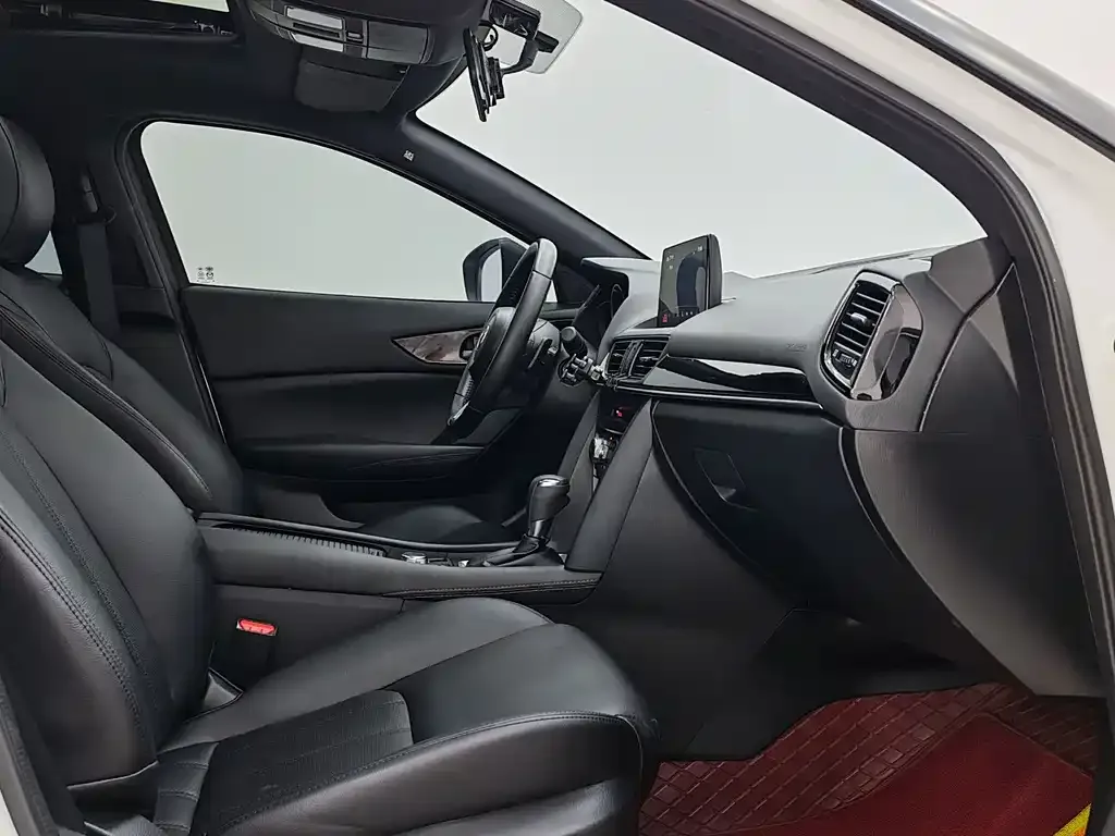 Mazda CX-4 — фото 10