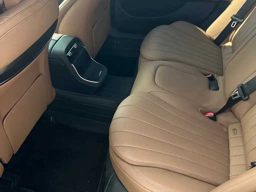 Mercedes-Benz E-Class 2024 из CN, фото 6