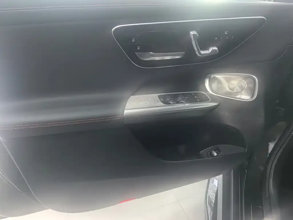 Mercedes-Benz GLC AMG 2026 из CN, фото 2