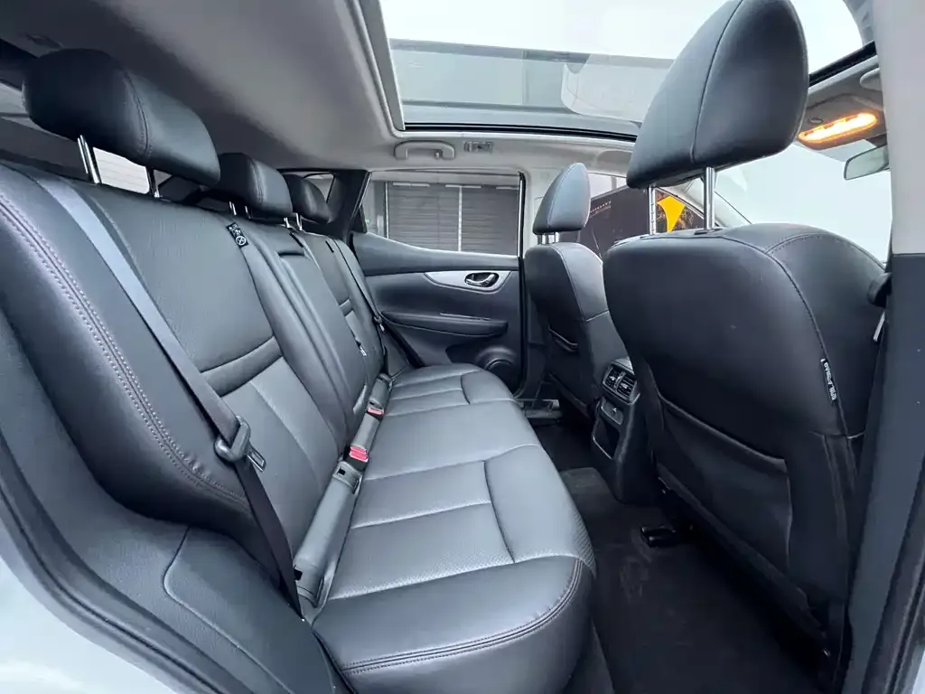 Nissan Qashqai 2021 из CN, фото 4