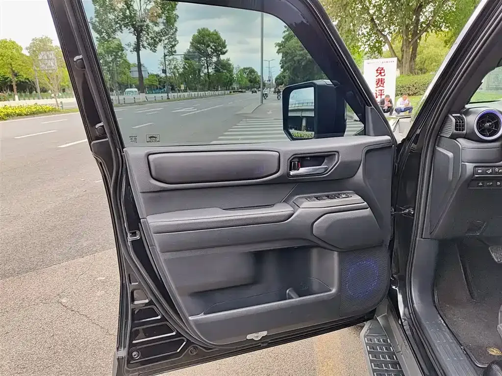 Toyota Prado 2025 из CN, фото 3