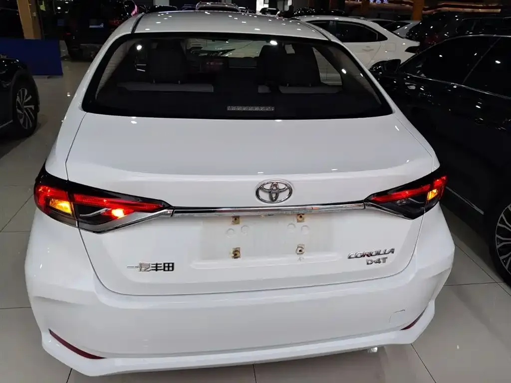 Toyota Corolla 2024 из CN, фото 5