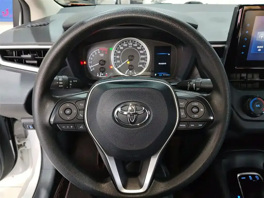 Toyota Corolla 2024 из CN, фото 8