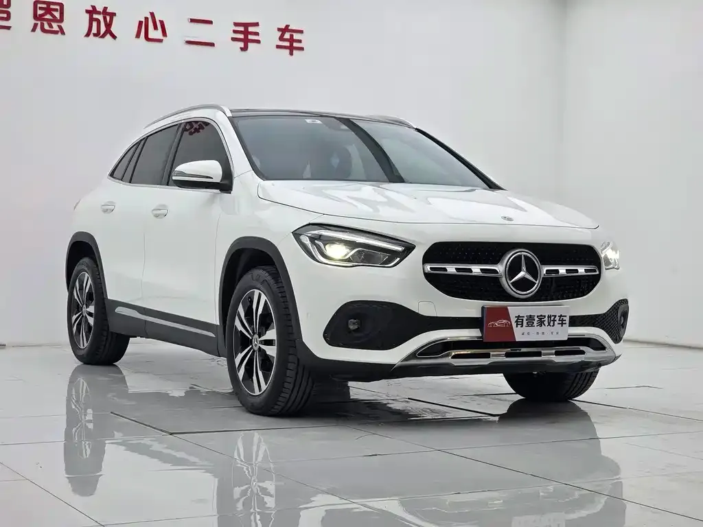 Mercedes-Benz GLA — фото 7