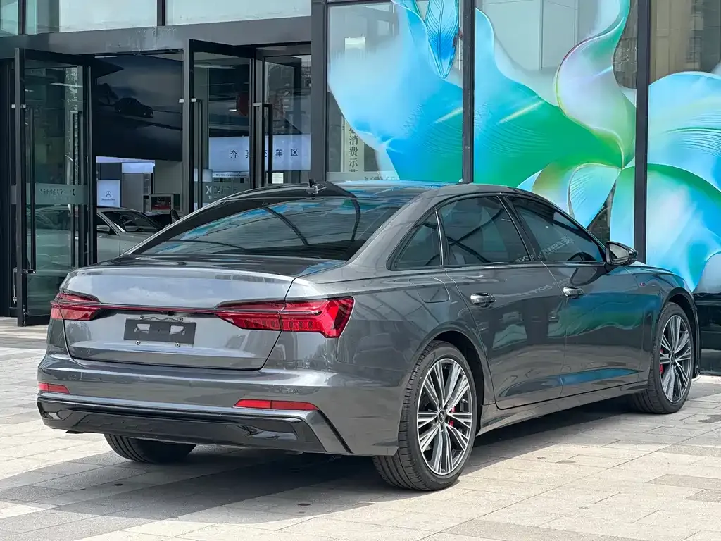 Audi A6L 2023 из CN, фото 10