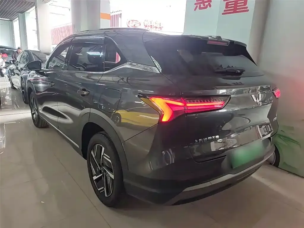 Wuling Xingguang S — фото 9