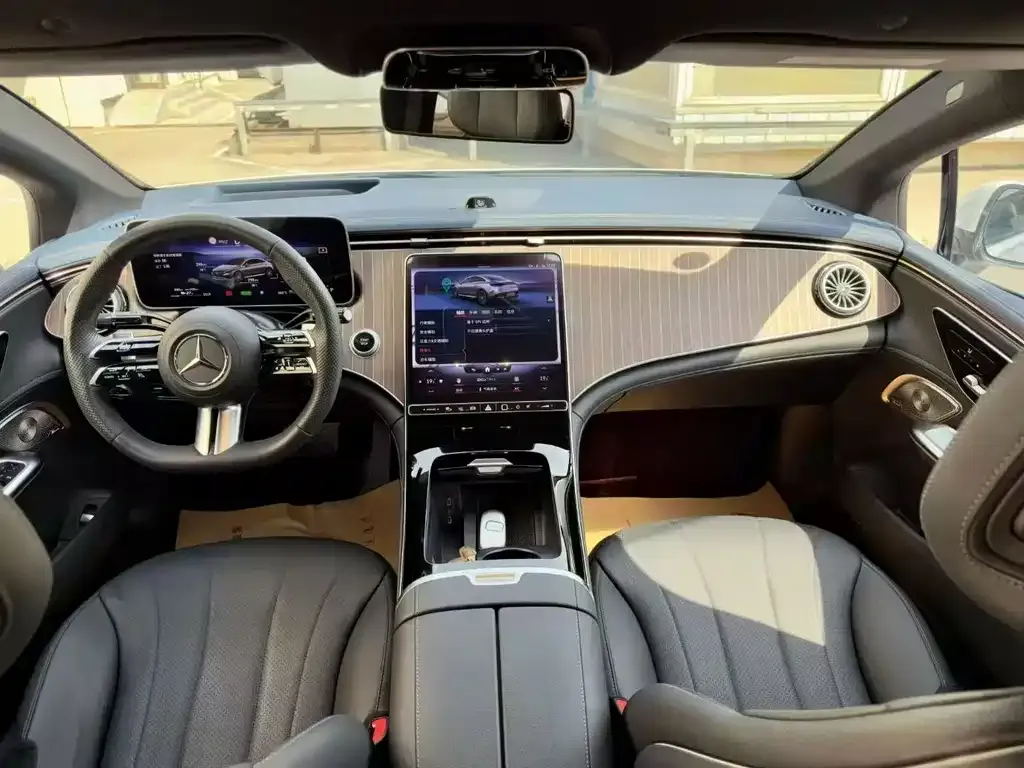 Mercedes-Benz EQE 2023 из CN, фото 4