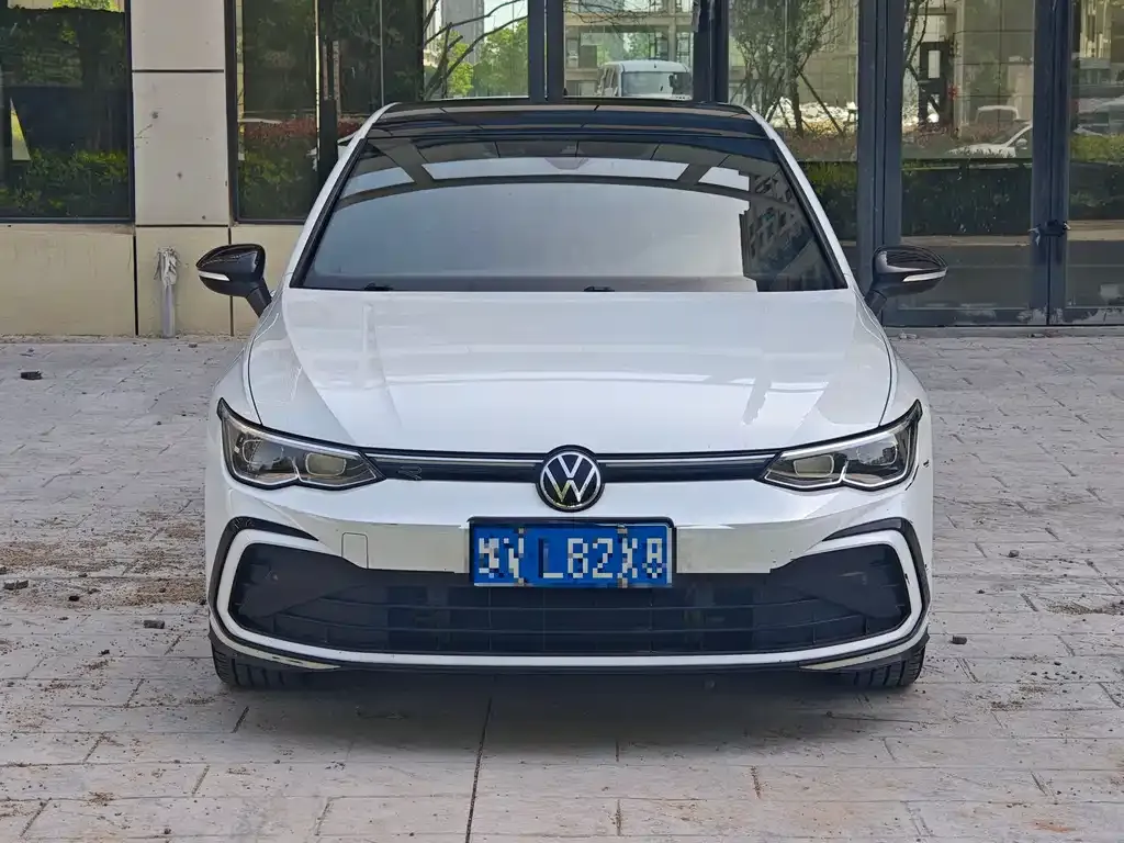 Volkswagen Golf 2021 из CN, фото 4