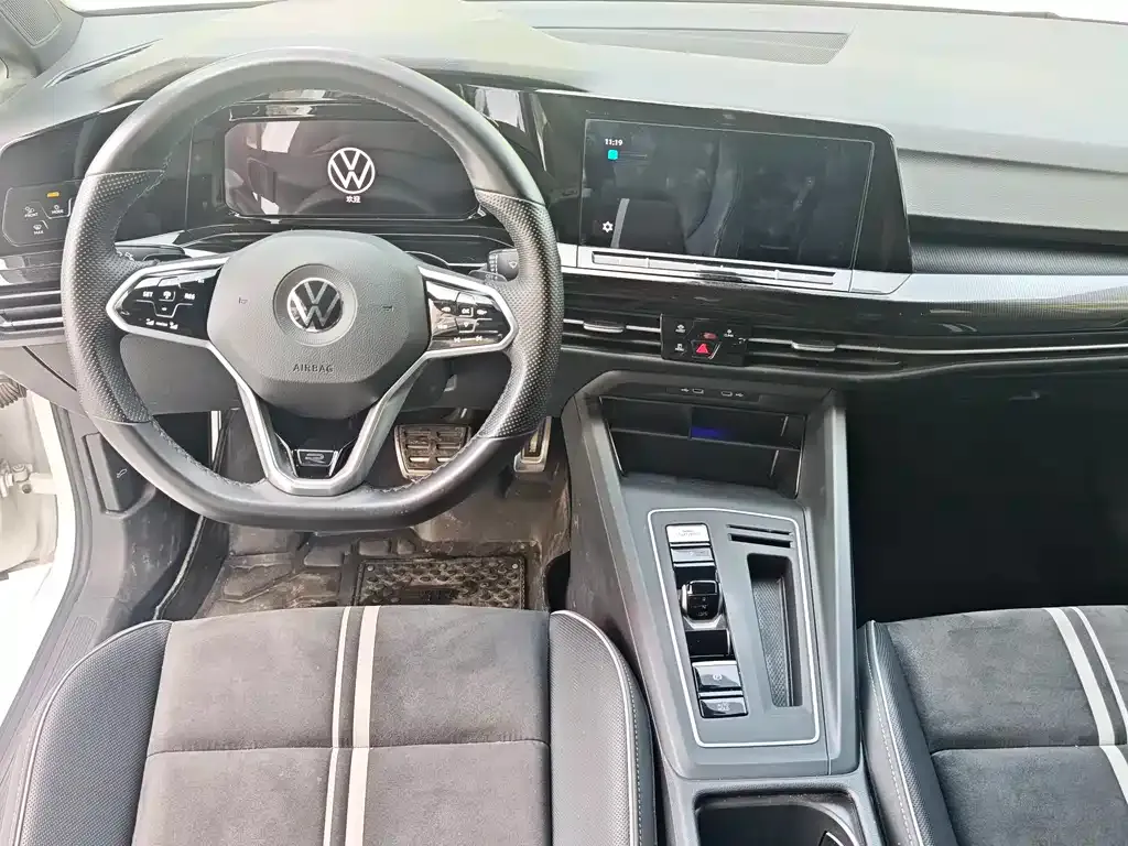 Volkswagen Golf 2021 из CN, фото 3