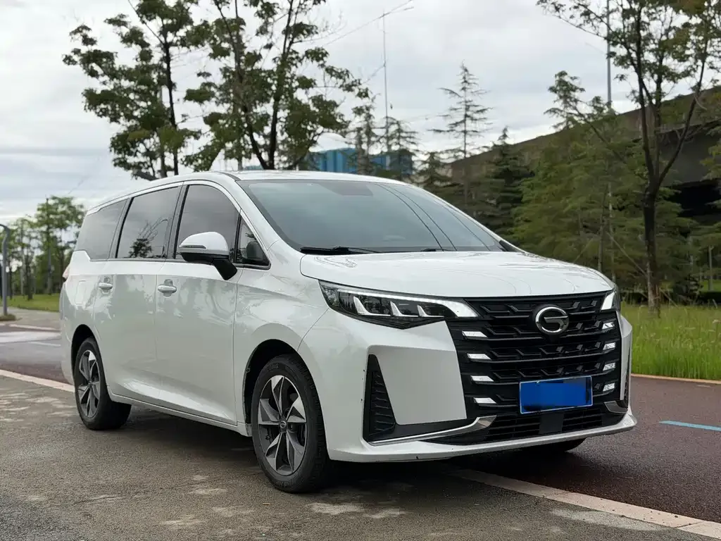 GAC Motor Trumpchi M6 — фото 6
