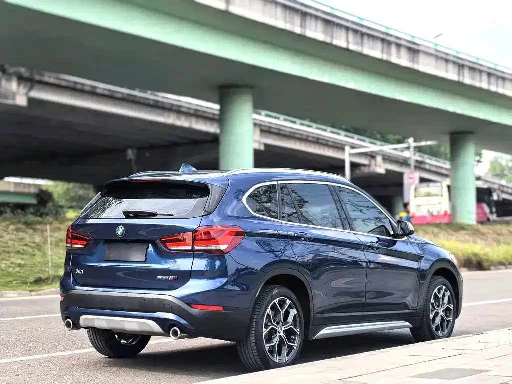 BMW X1 2021 из CN, фото 10