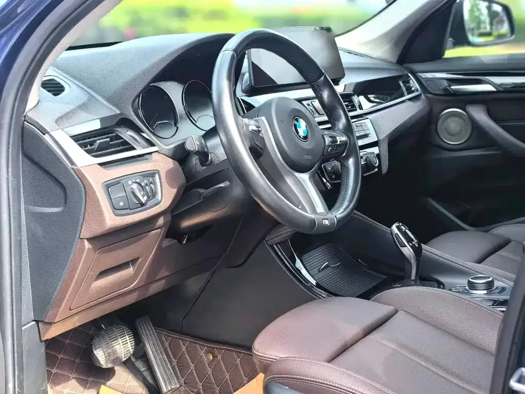 BMW X1 2021 из CN, фото 3