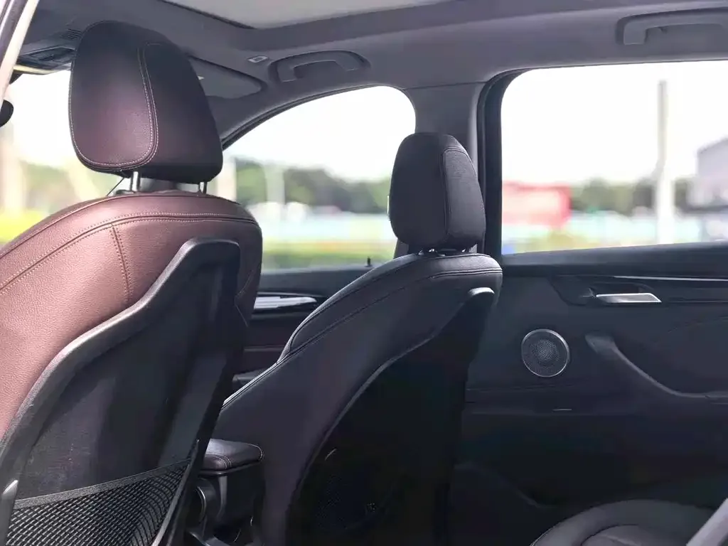 BMW X1 2021 из CN, фото 2