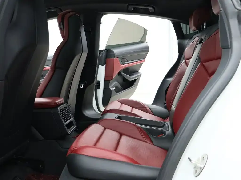 Porsche Taycan 2021 из CN, фото 10