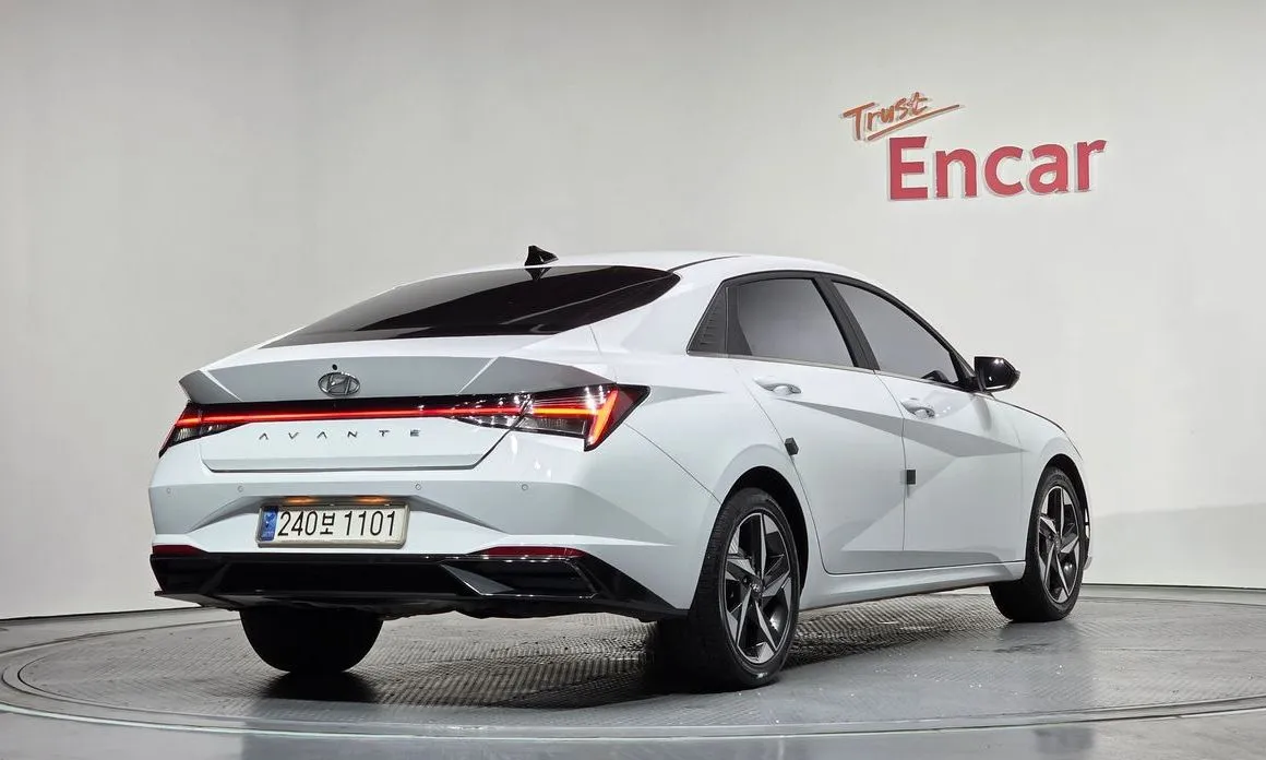 Hyundai AVANTE — фото 4