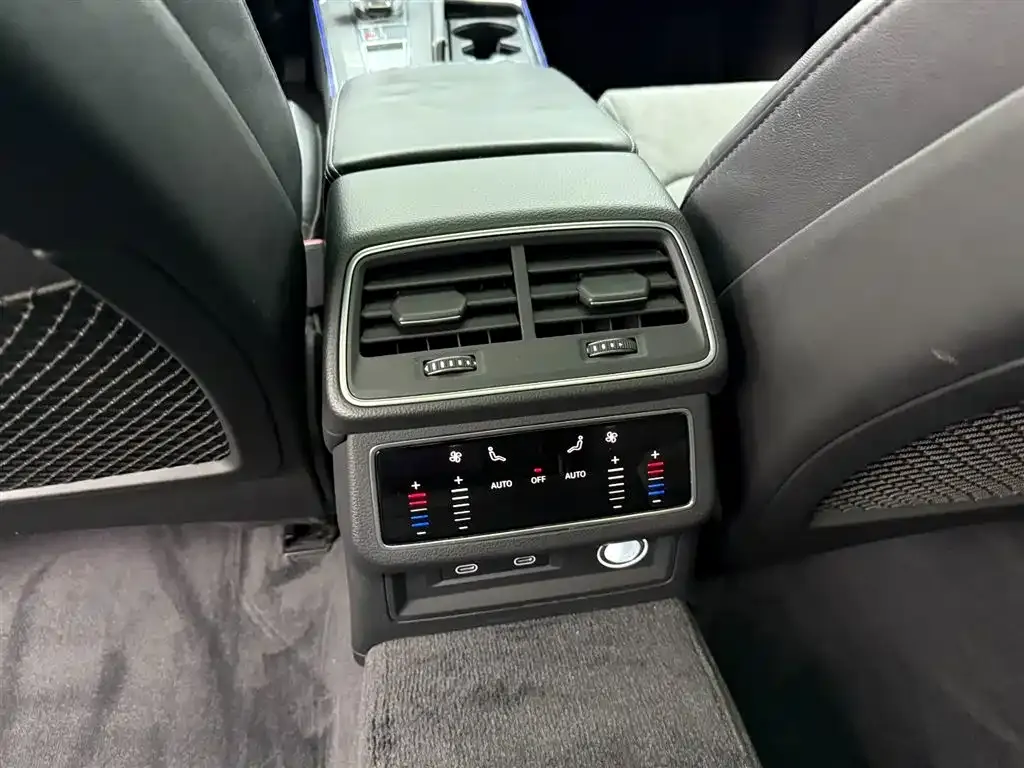 Audi A6L New Energy 2023 из CN, фото 6