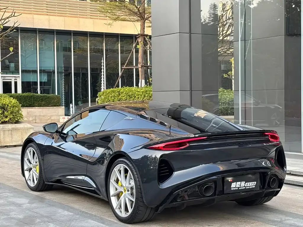 Lotus Emira 2025 из CN, фото 3