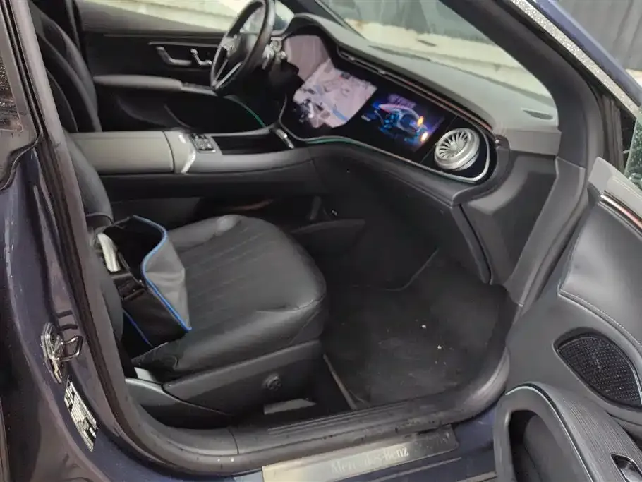 Mercedes-Benz EQS 2023 из CN, фото 3