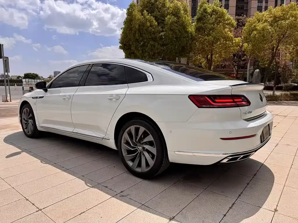 Volkswagen CC — фото 5