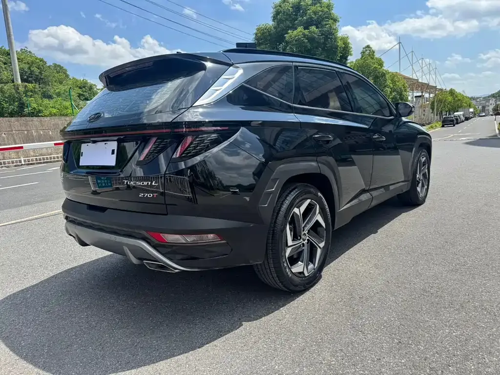 Hyundai Tucson — фото 8