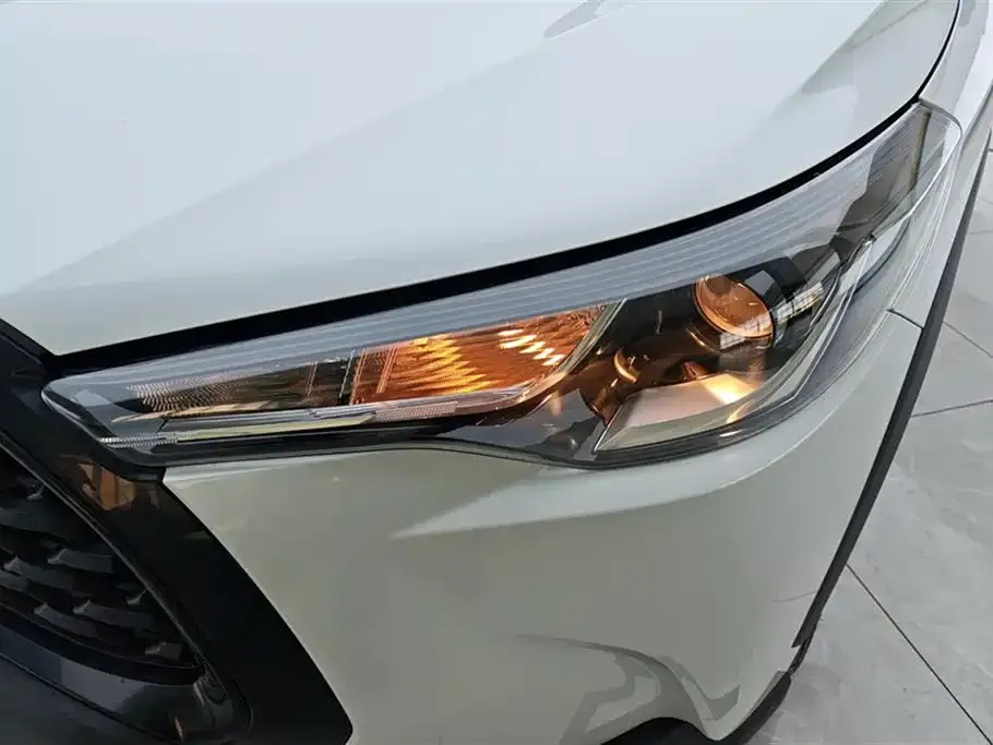 Toyota Corolla Cross 2023 из CN, фото 10