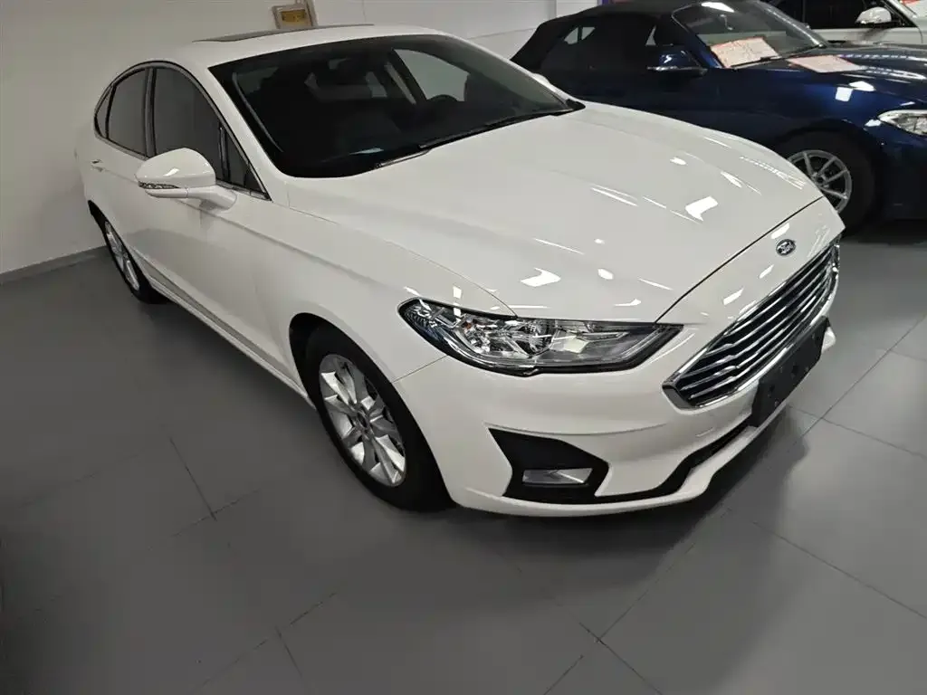 Ford Mondeo — фото 10
