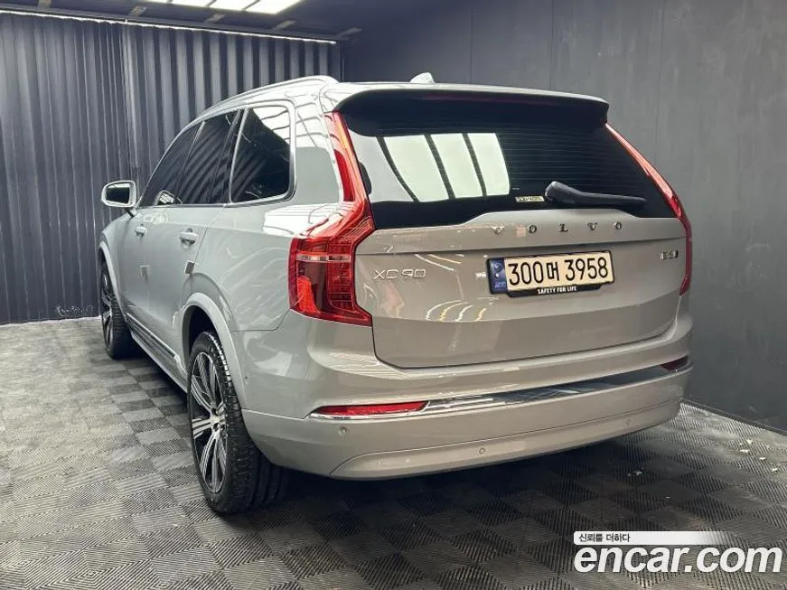 Volvo XC90 2024 из KR, фото 9