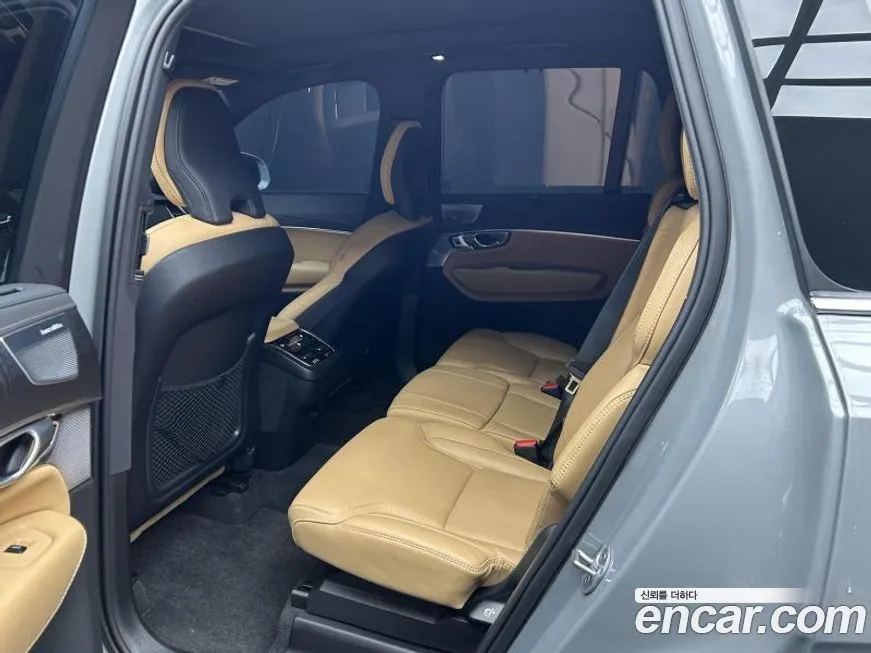 Volvo XC90 2024 из KR, фото 4