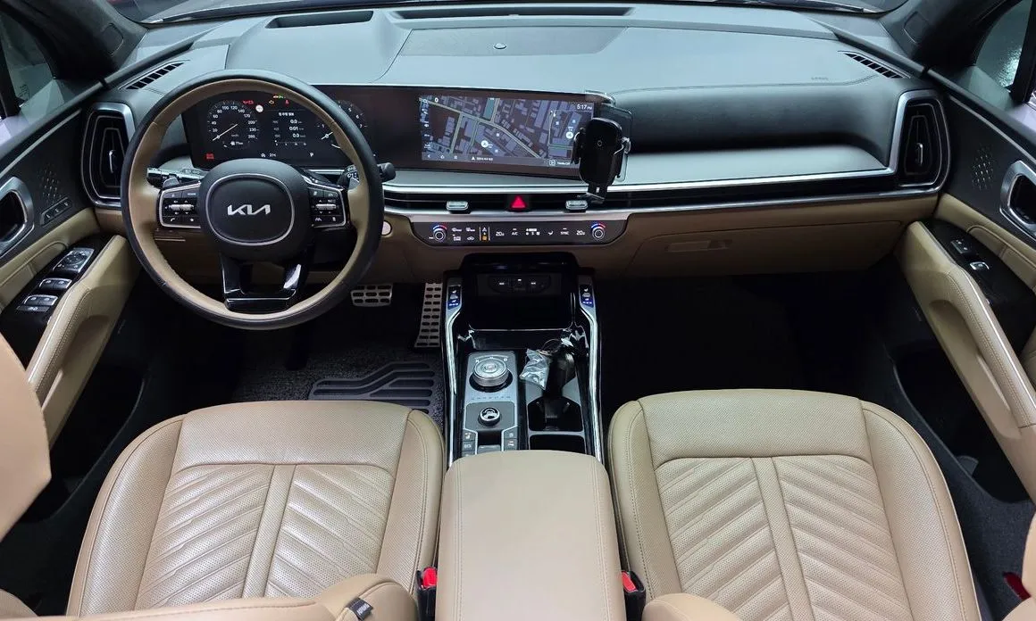 Kia Sorento — фото 9