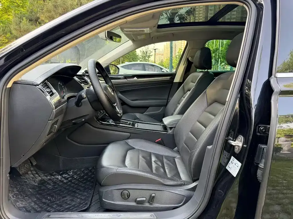 Volkswagen Phideon — фото 3