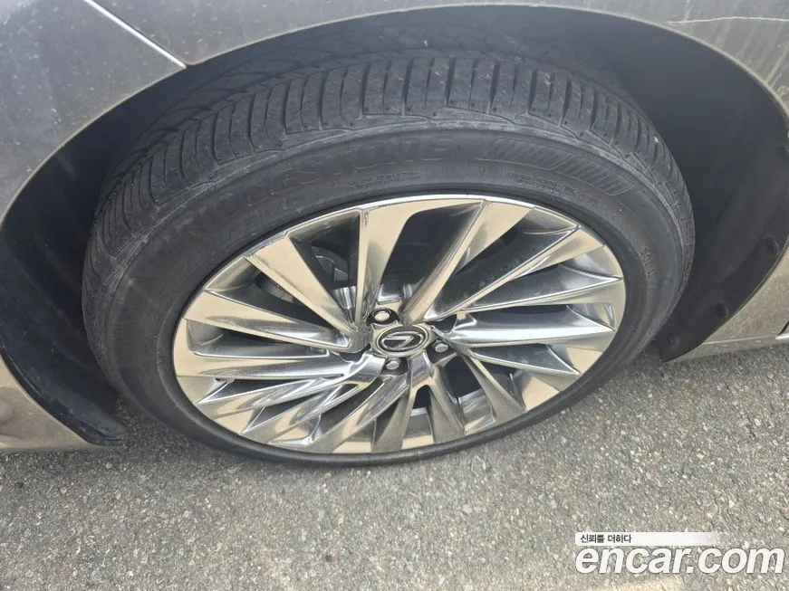 Lexus ES 2023 из KR, фото 9