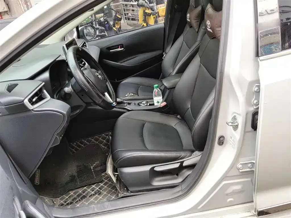 Toyota Corolla 2023 из CN, фото 8