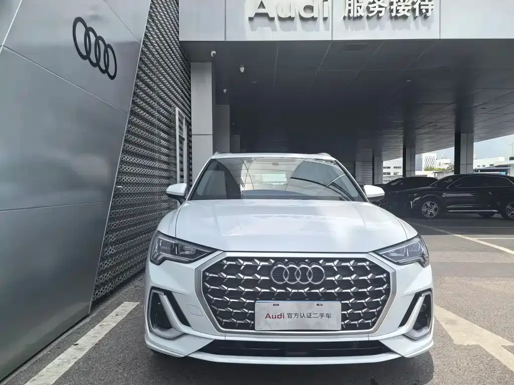 Audi Q3 2024 из CN, фото 8