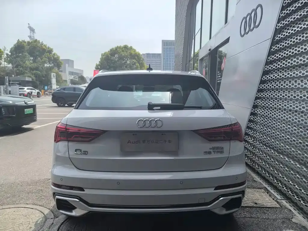Audi Q3 2024 из CN, фото 4