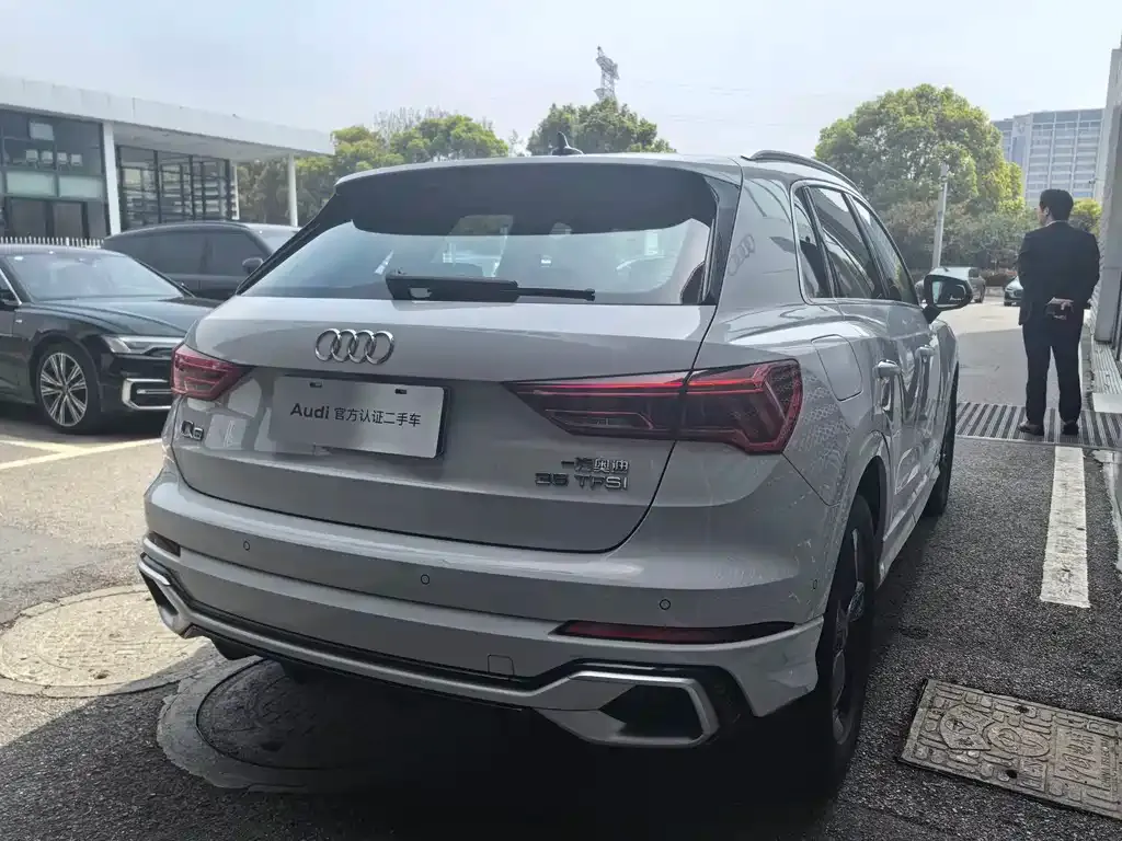 Audi Q3 2024 из CN, фото 9