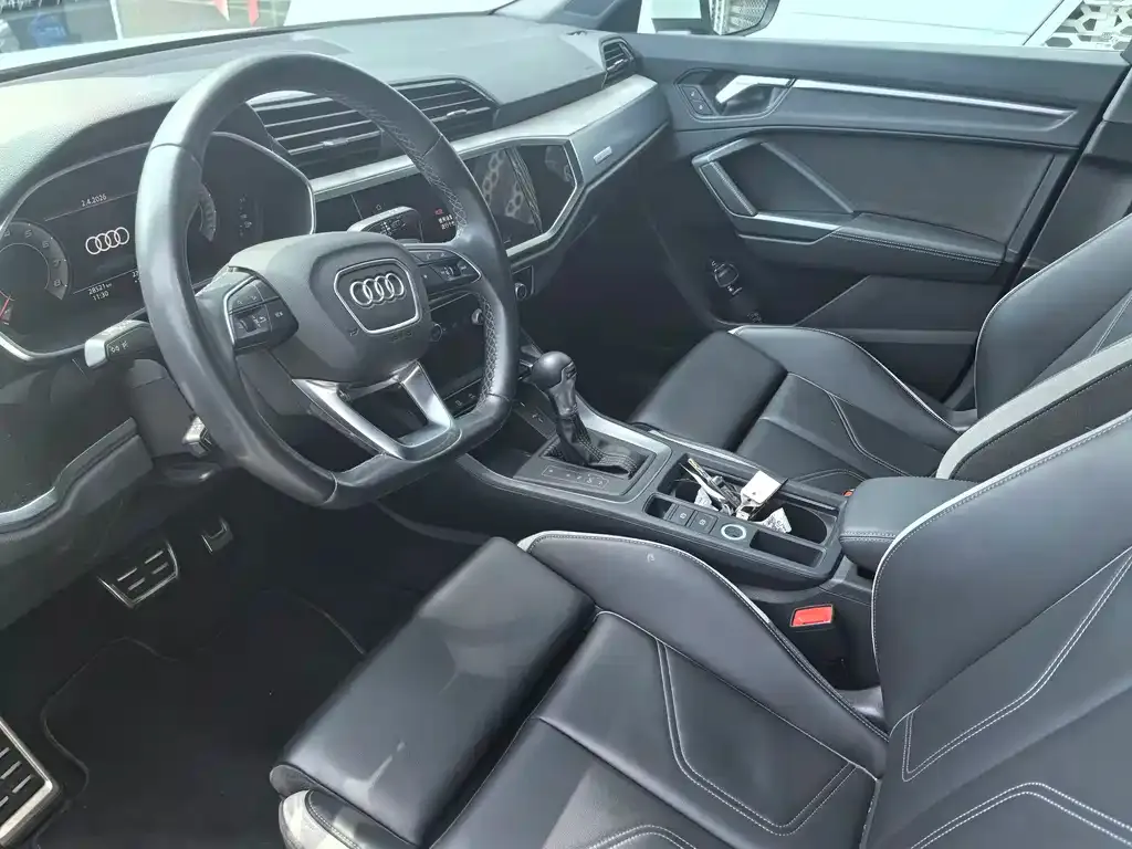 Audi Q3 2024 из CN, фото 6