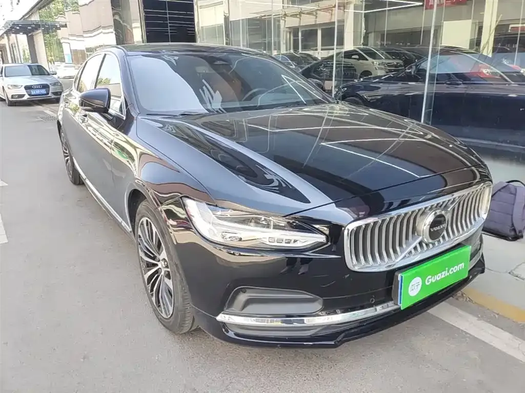 Volvo S90 — фото 9