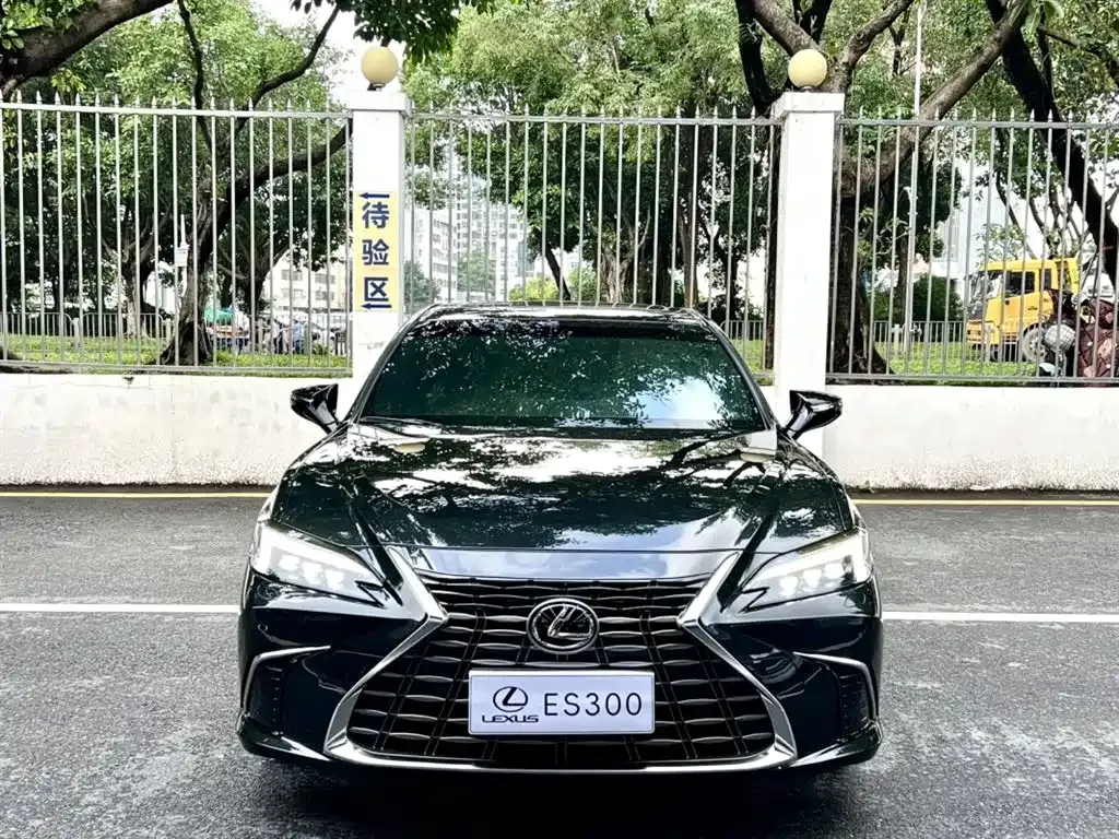 Lexus ES 2025 из CN, фото 9