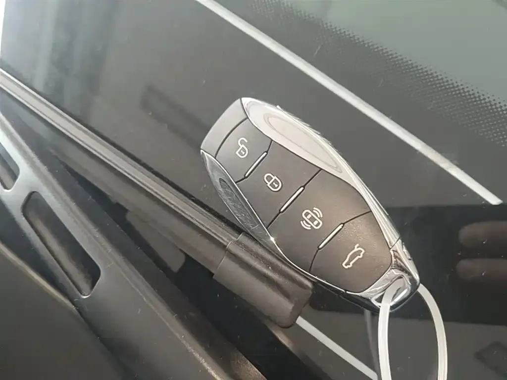 Hongqi H5 2026 из CN, фото 3